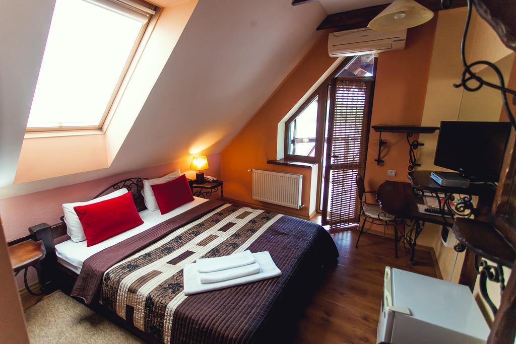 צ'יסינאו Art-Rustic Boutique Hotel מראה חיצוני תמונה