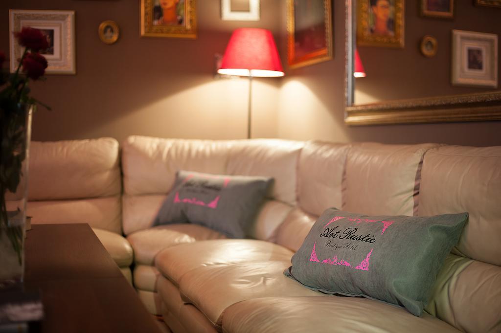 צ'יסינאו Art-Rustic Boutique Hotel מראה חיצוני תמונה